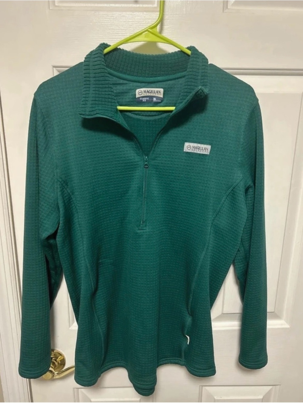 Magellan Outdoors Women's Emerald Half-Zip Performance Pullover